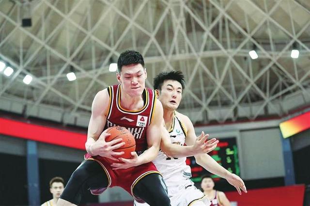 三亿体育-中国三人男篮不敌卫冕冠军张宁6分4篮板的简单介绍