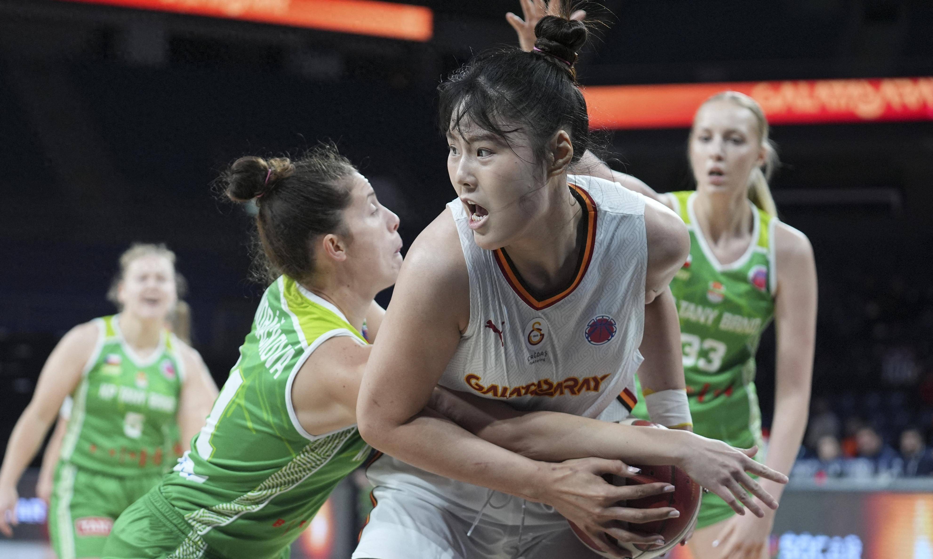 三亿体育入口-包含中国女篮上场三分26%+罚球25中12，本场三分40%+罚球11中11的词条