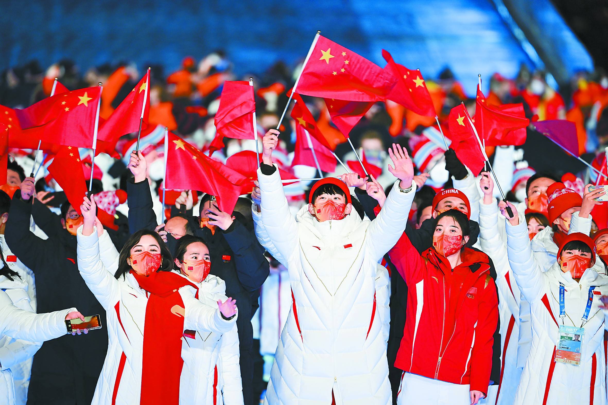 包含赢得尊敬：中国女足以非凡表现征服全球舞台的词条